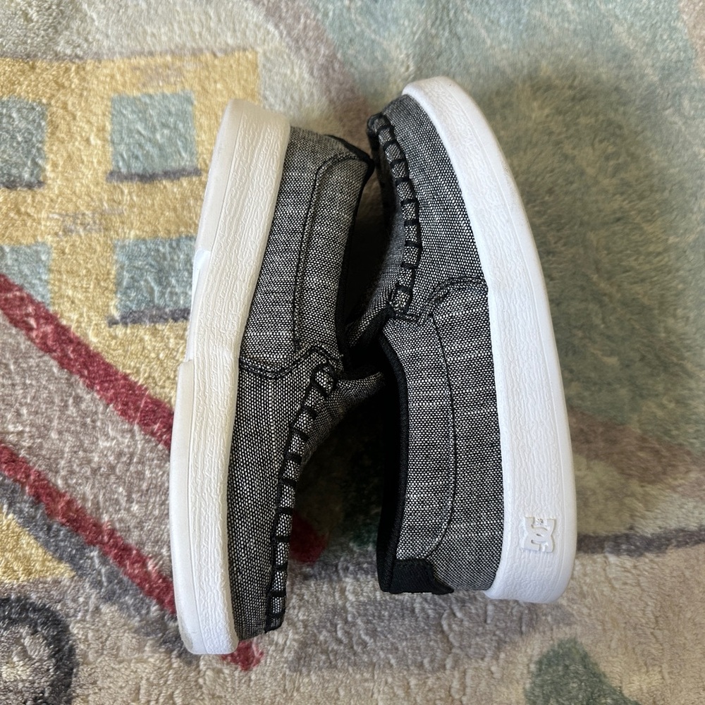DC Kids Black and Gray Slip-On Sneakers Size 12 - Picture 4 of 7